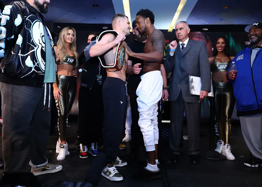 Denys Berinchyk vs Keyshawn Davis_faceoff3