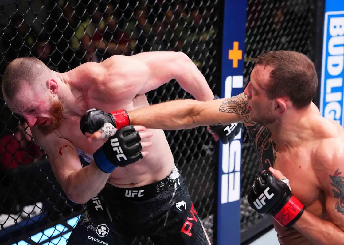 Jack Hermansson logra DU sobre Joe Pyfer en Las Vegas