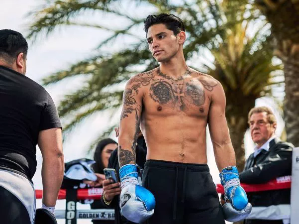 0117_Ryan Garcia media workout