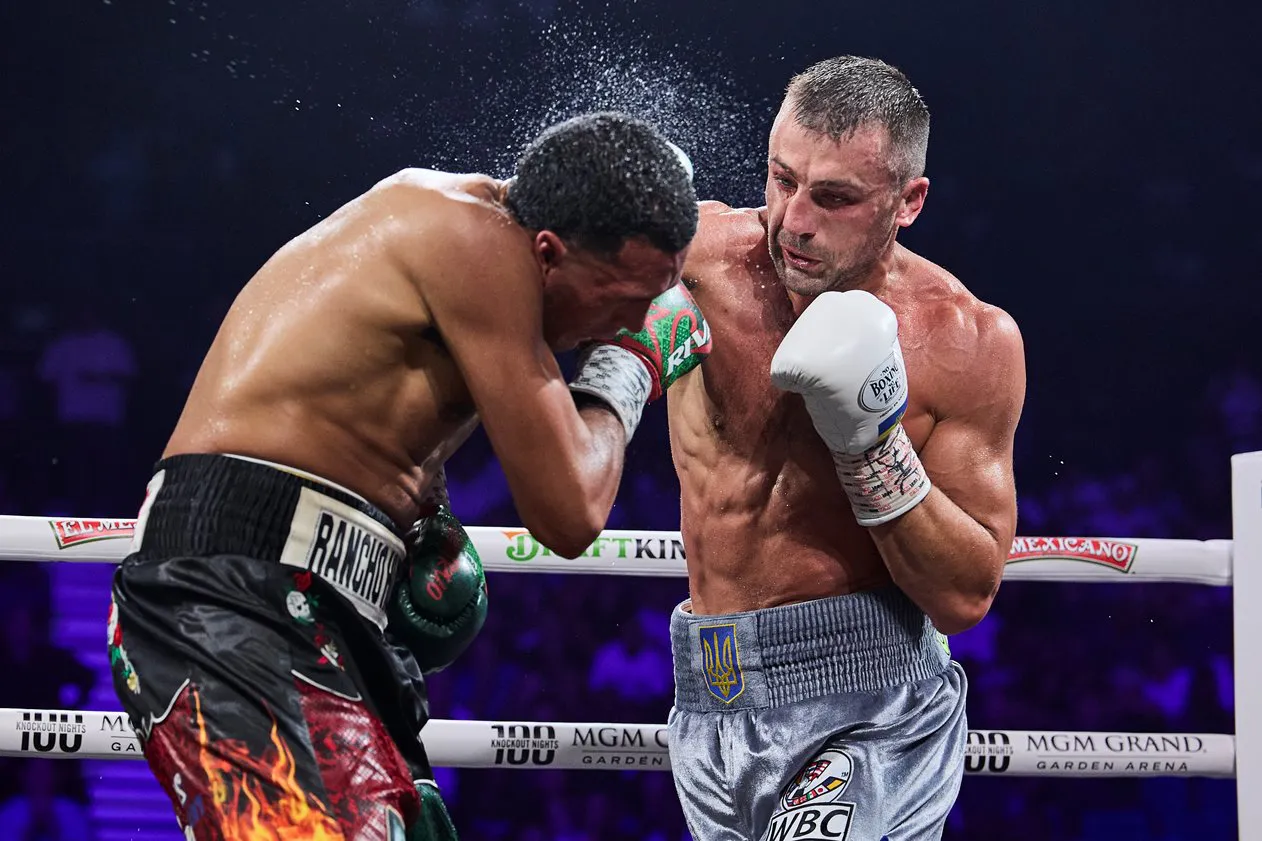 Benavidez vs Gvozdyk_06_15_2024_Fight (14)