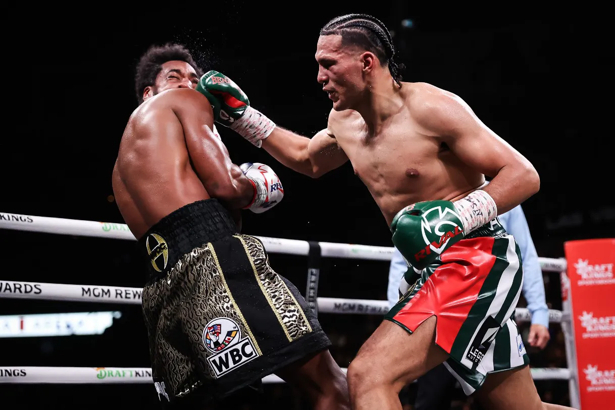 SHO - Benavidez v Andrade - PPV - LAS - FN - WESTCOTT-73
