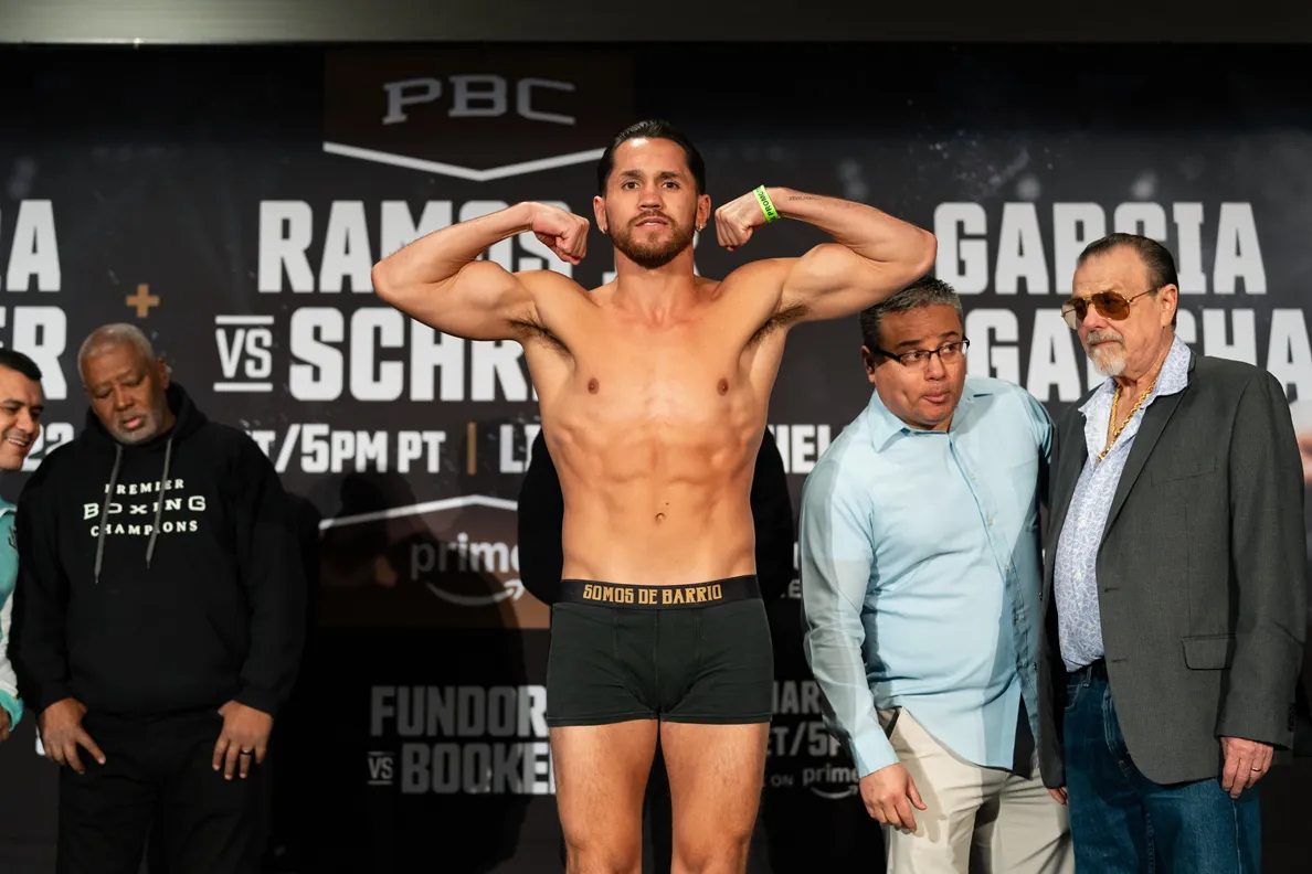 Fundora vs Booker Weigh-in - 03.21.25_03_22_2025_Weigh-in (9)