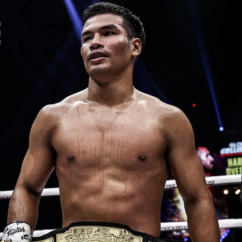 Petch retiene por dividida sobre Mejía en Bulgaria