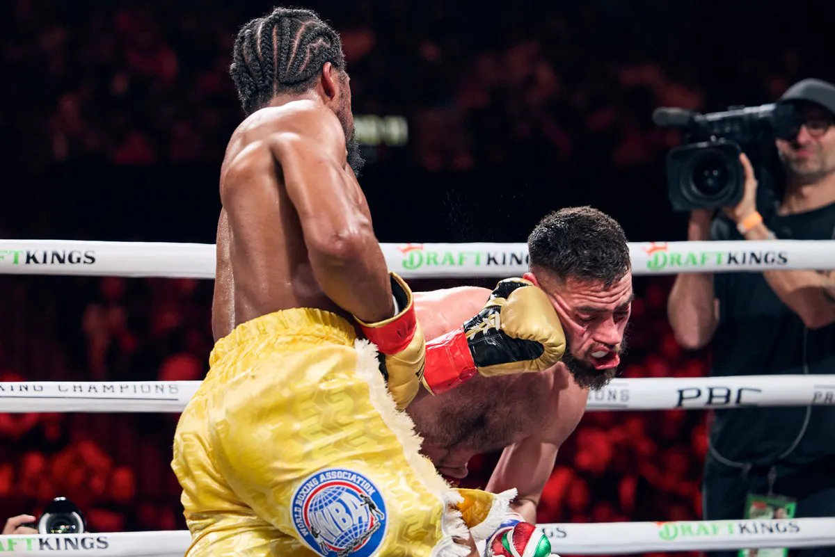 Jose Valenzuela vs Gary Antuanne Russell_03_01_2025_Fight (8)