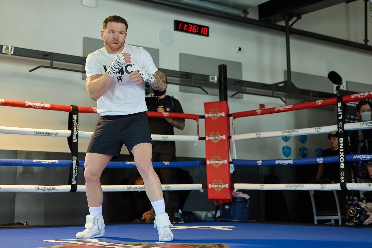 0011_Canelo Alvarez media workout