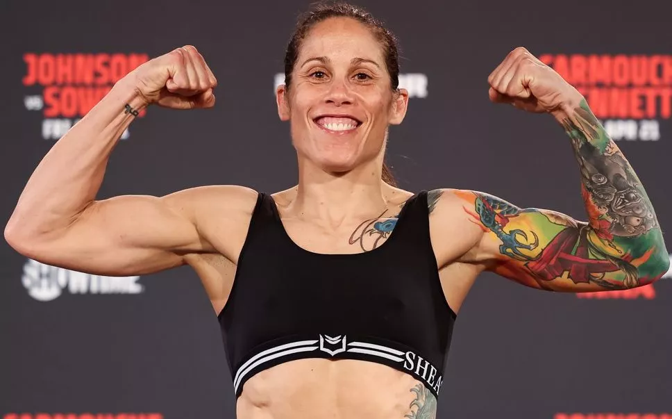 Bennett no pudo con el peso pero peleará con Carmouche